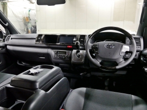 ハイエースバンS-GL　ダークプライム2　ワイド　4WD
